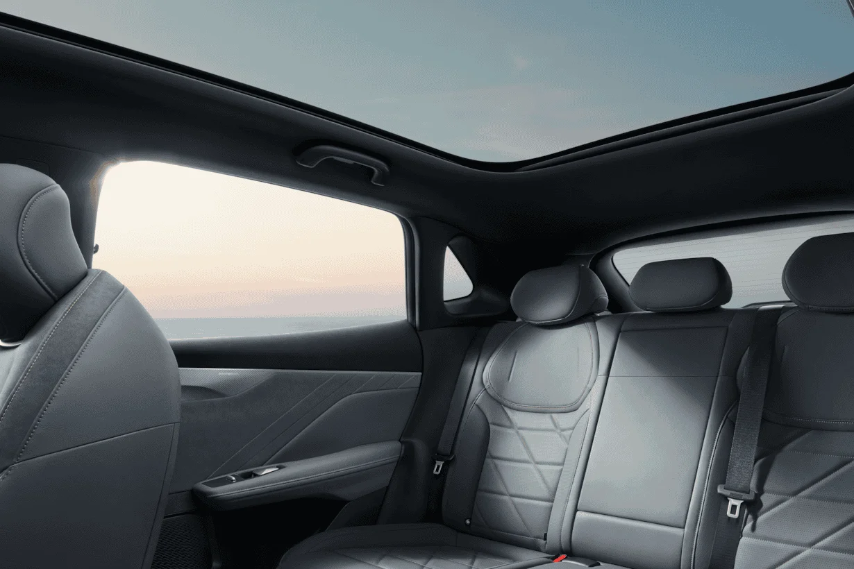 001 interior (2)
